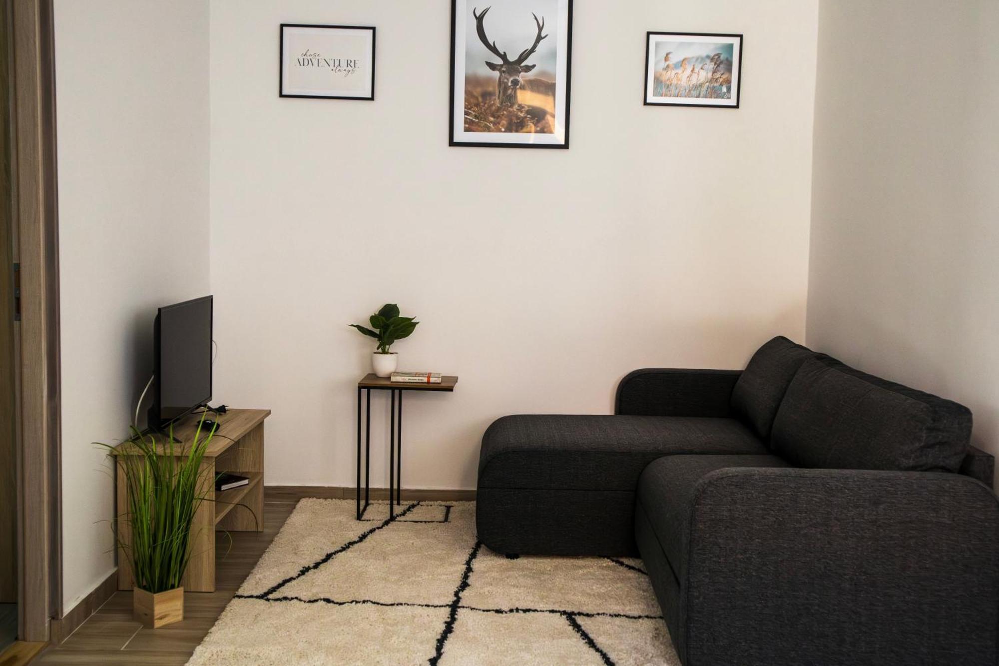 Izisz Apartman Matraterenye Εξωτερικό φωτογραφία