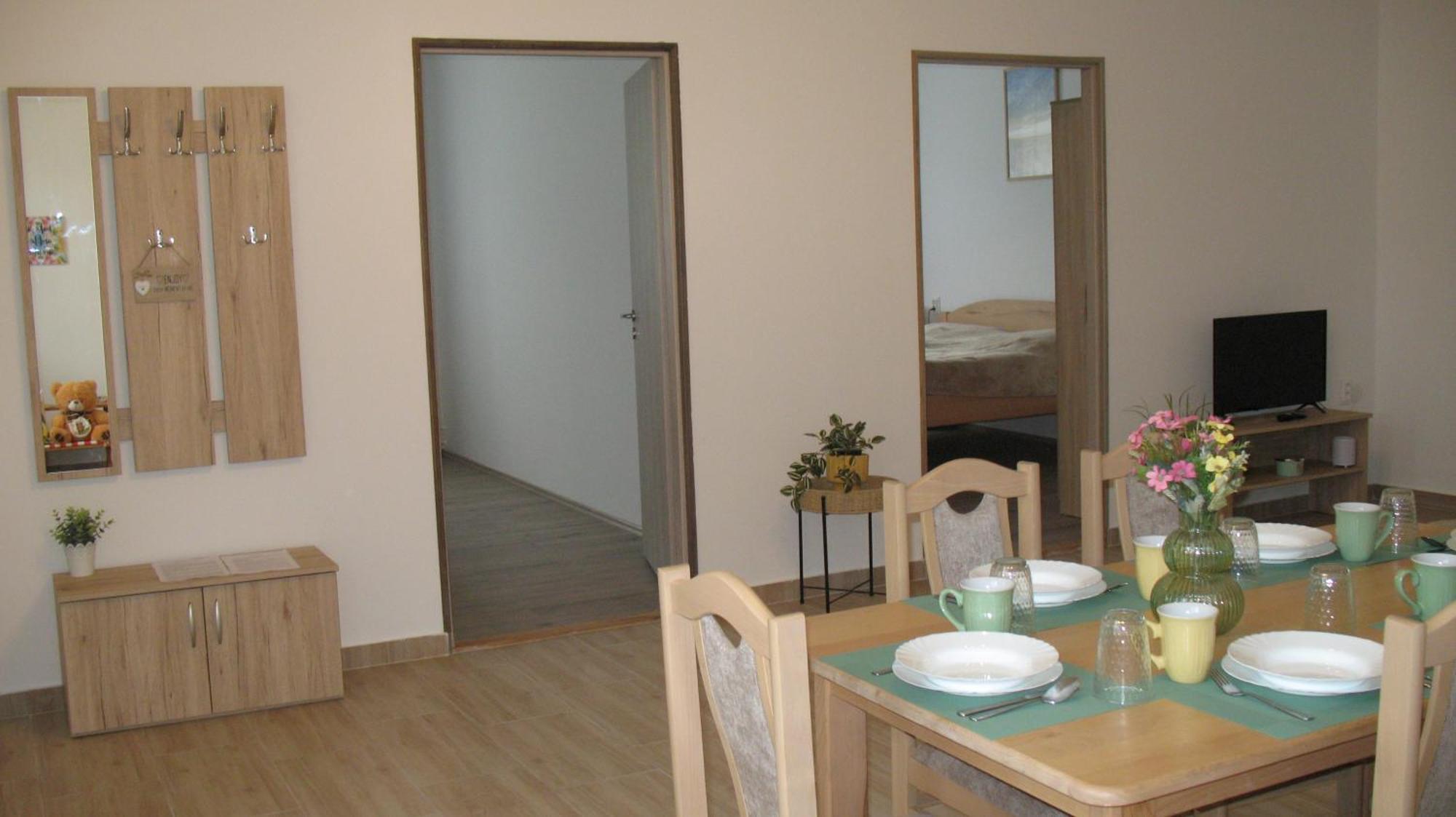 Izisz Apartman Matraterenye Εξωτερικό φωτογραφία