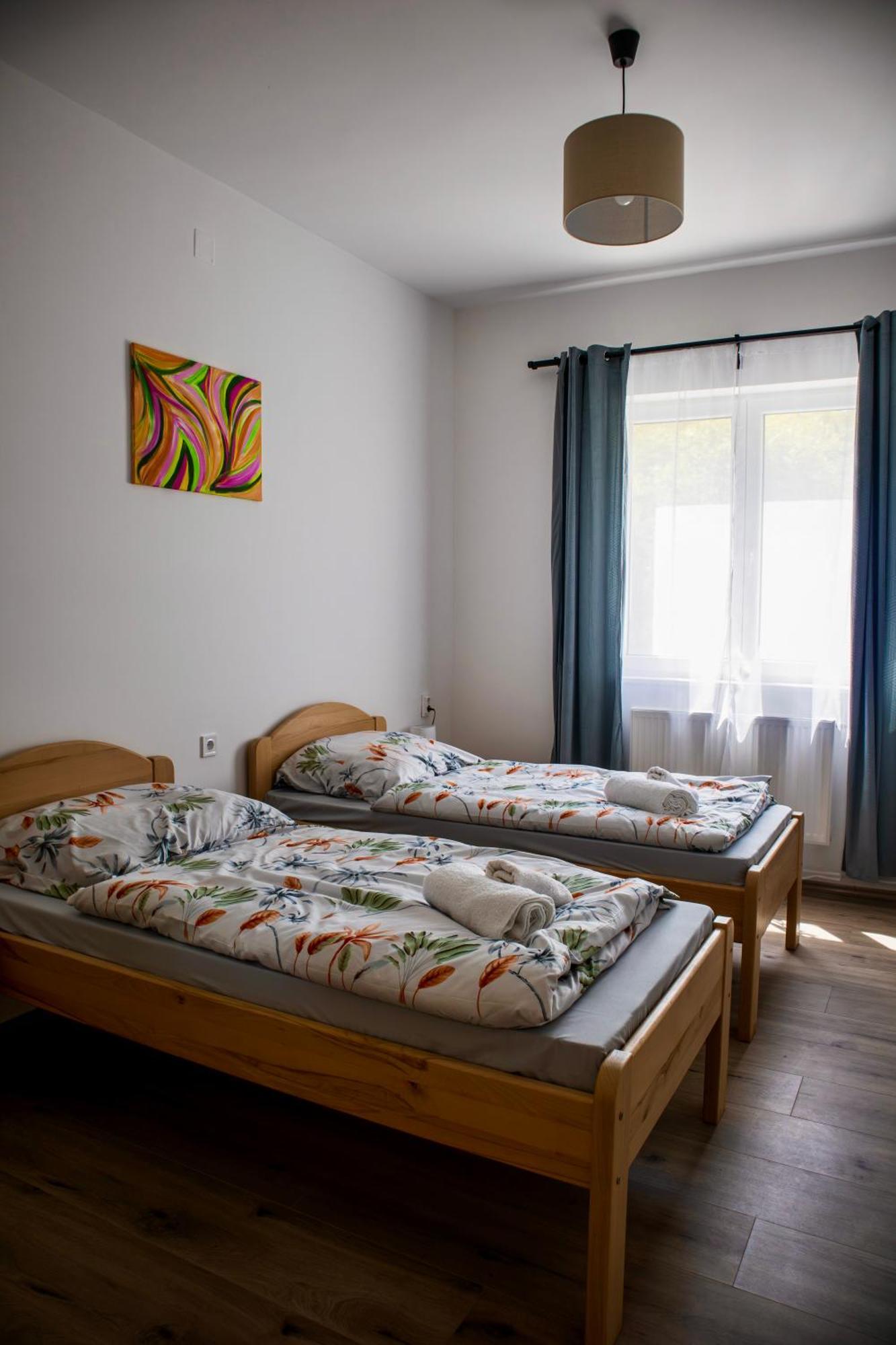 Izisz Apartman Matraterenye Εξωτερικό φωτογραφία